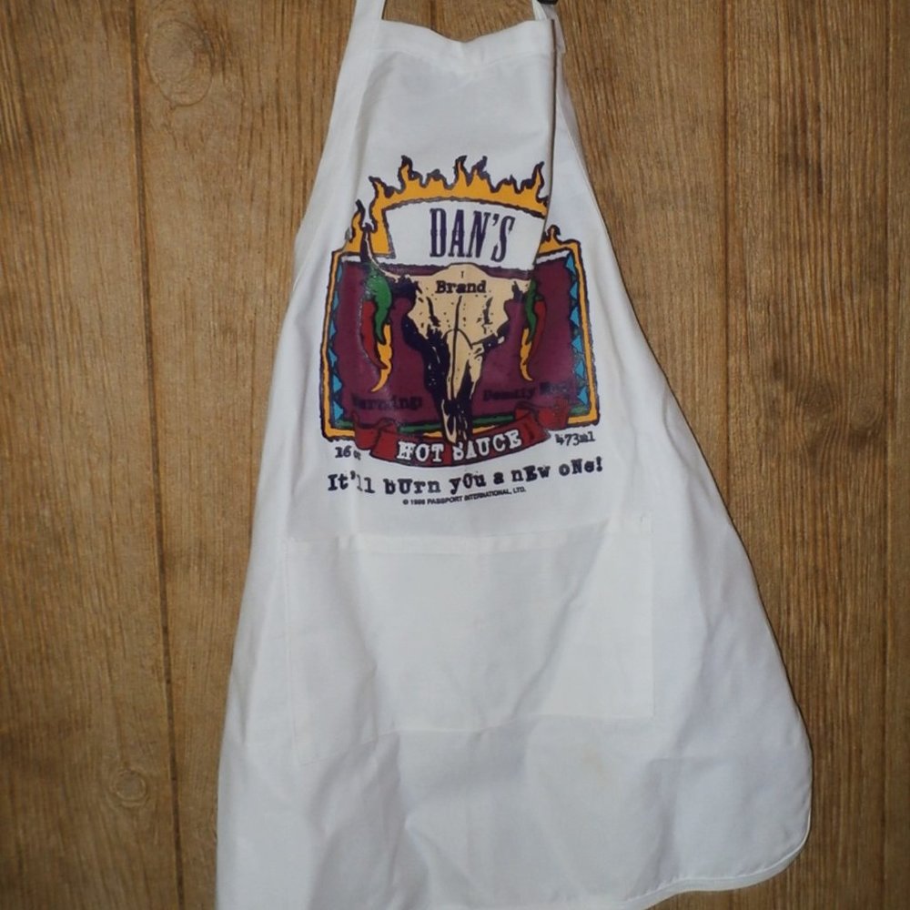 NEW   Dan's Hot Sauce  "It'll Burn You A New One" Cooking Apron